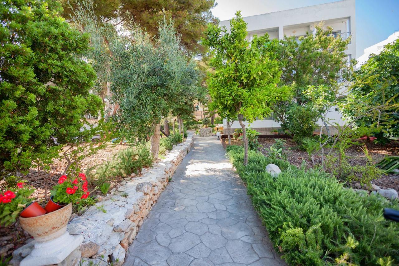 Petit Garden Hotel By Flacalco Cala Ratjada  Extérieur photo