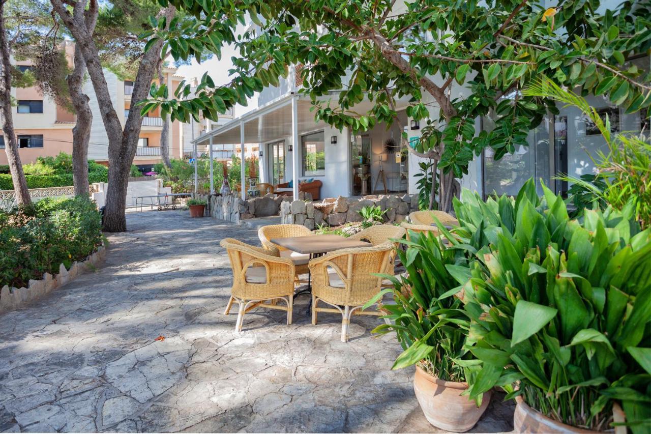 Petit Garden Hotel By Flacalco Cala Ratjada  Extérieur photo