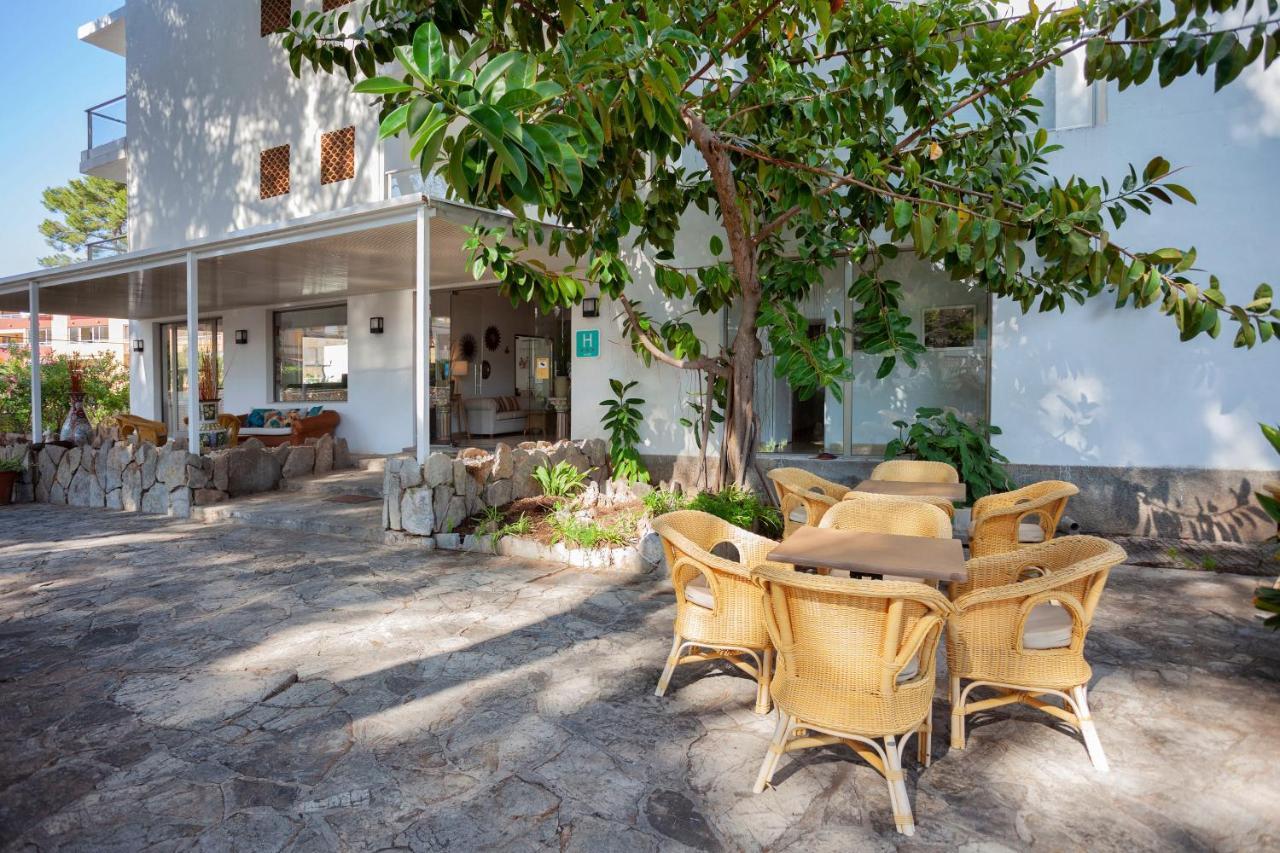 Petit Garden Hotel By Flacalco Cala Ratjada  Extérieur photo