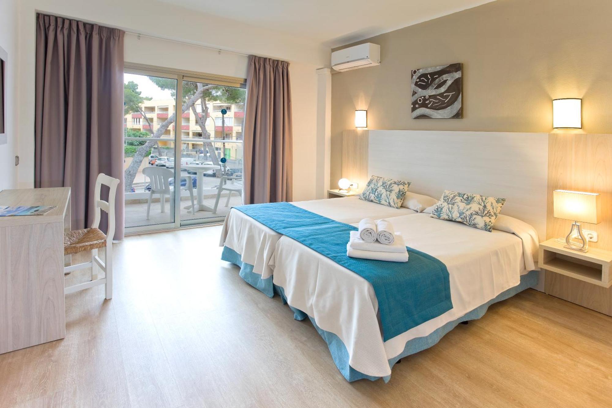Petit Garden Hotel By Flacalco Cala Ratjada  Extérieur photo